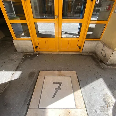 Seaside Two-floor Heaven Split