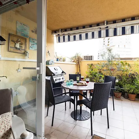 Seaside Two-floor Heaven * Split