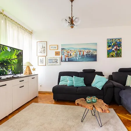 Seaside Two-floor Heaven *